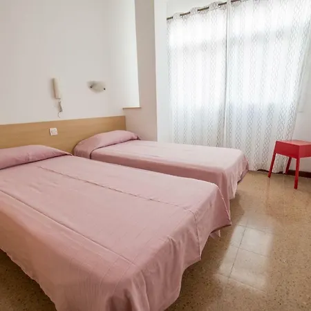 Rosamar Apartment A Metros De La Playa Wifi Gratis 405 By Lightbooking Apartment *
